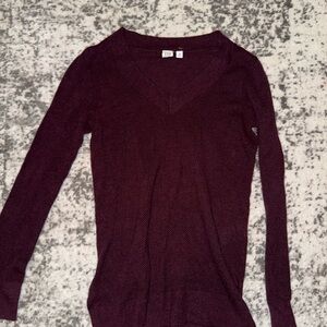 GAP Women's V-Neck Sweater - Deep Burgundy